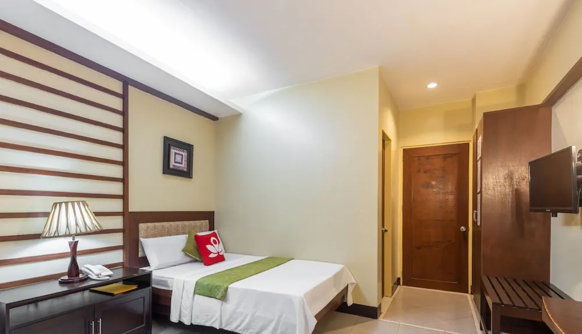 ZEN Rooms JJ's Seafood Tagbilaran