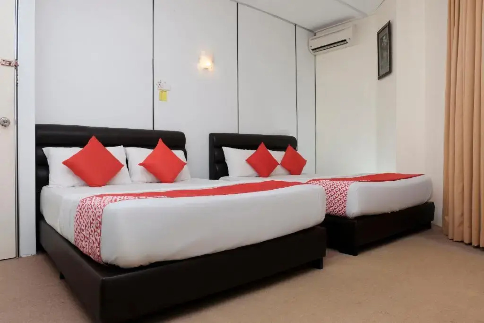 Oyo 90180 Gemilang Hotel Kerteh