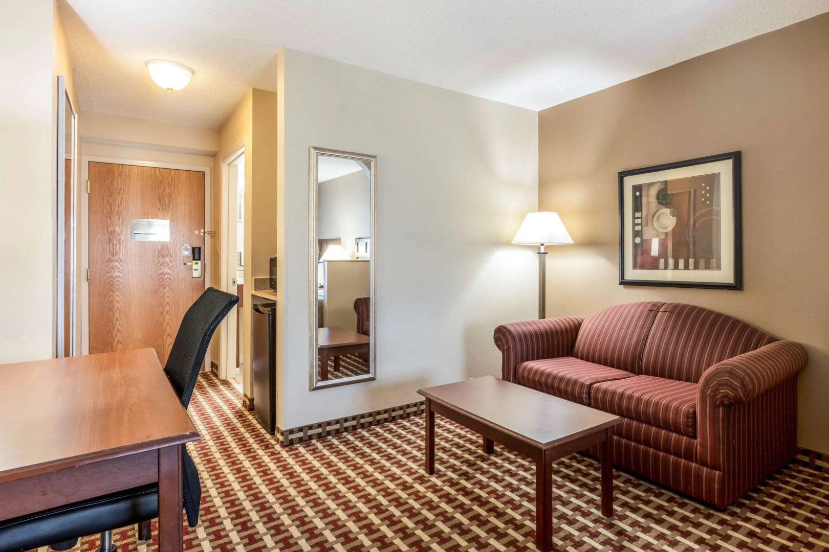 Quality Suites Paducah I-24