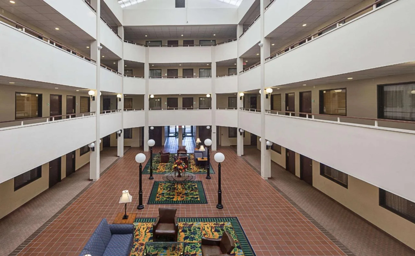 Quality Suites Lansing West