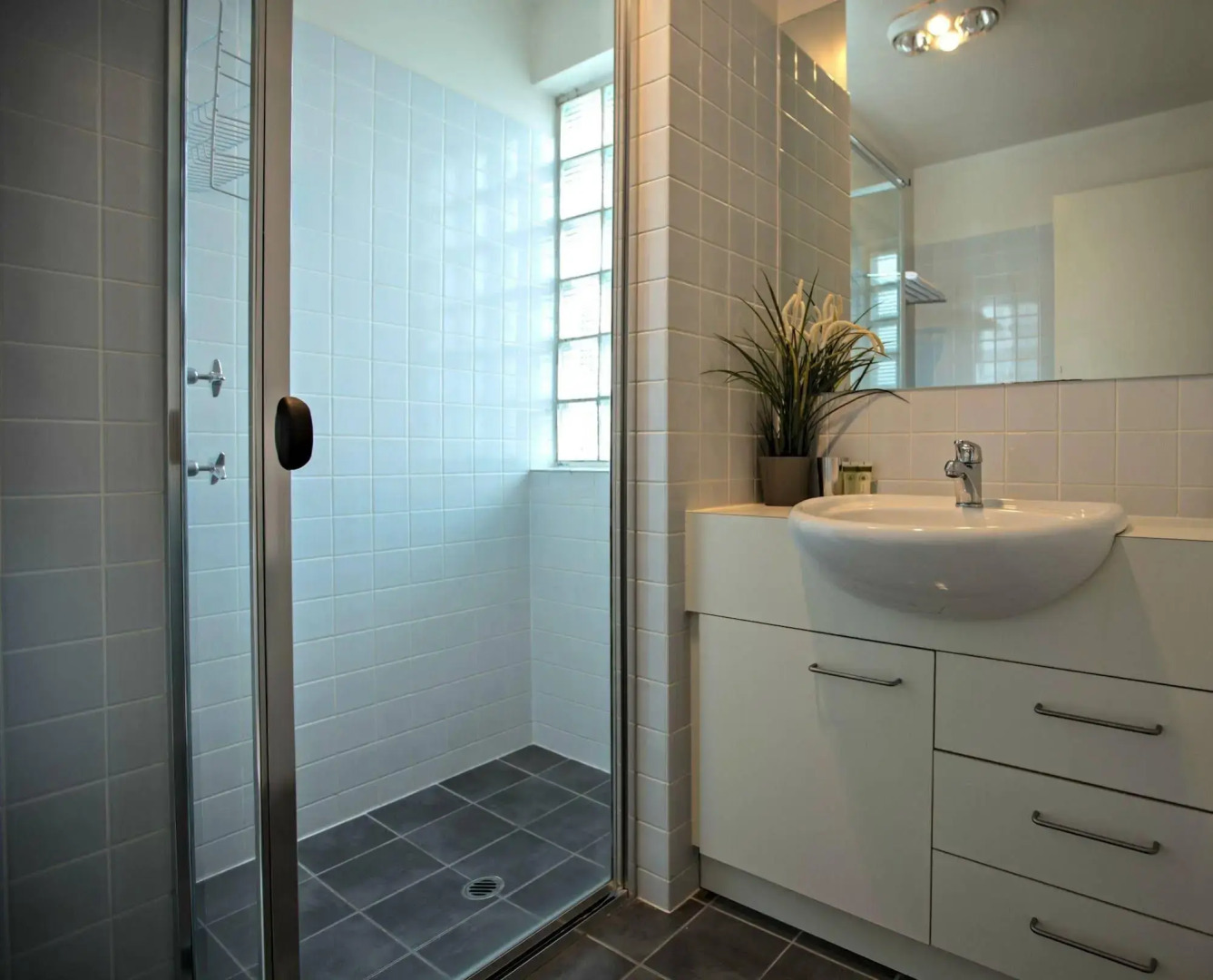 Specialty Accommodation – Adelaide Dress Circle Apartments