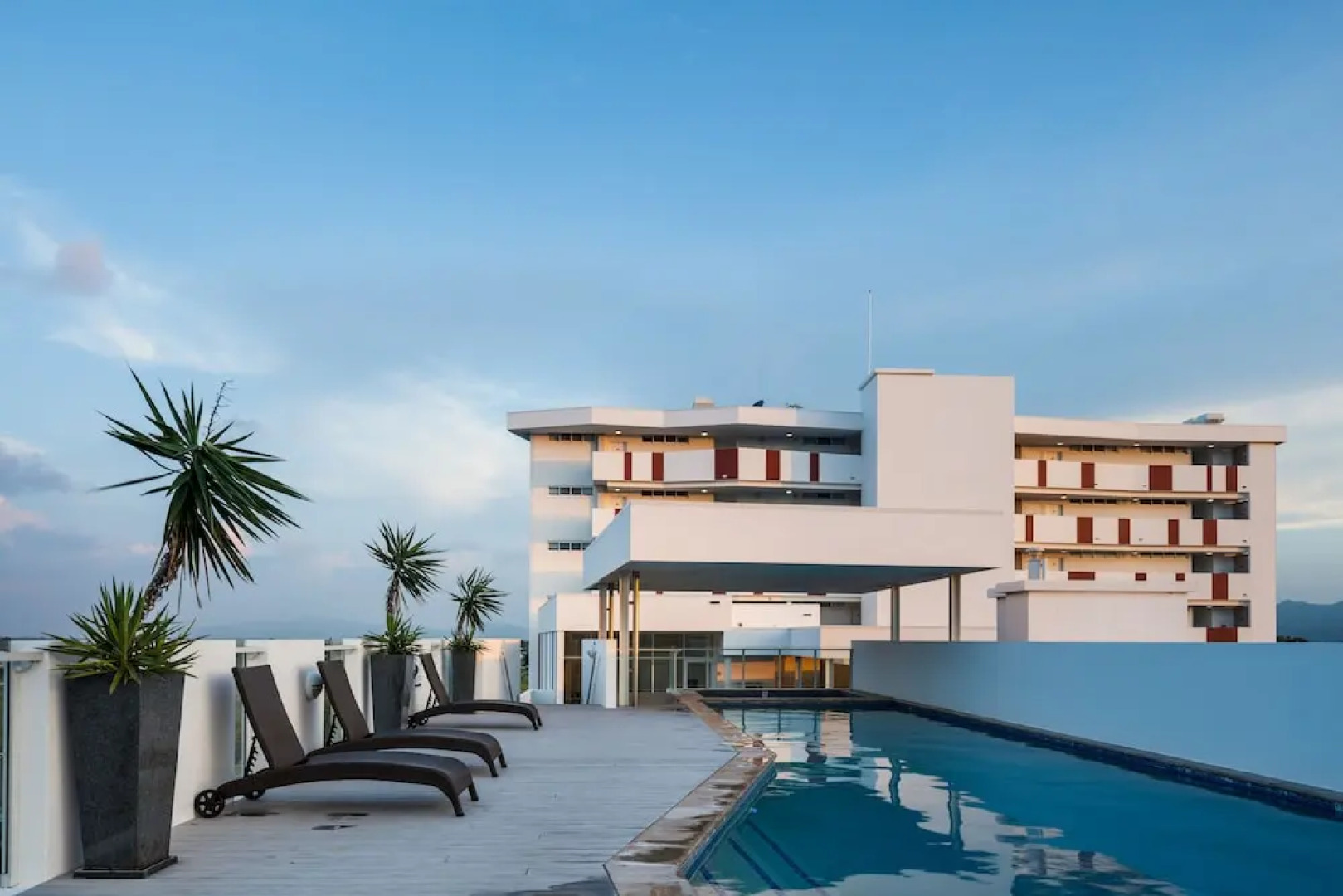 Holborn By Q Resorts