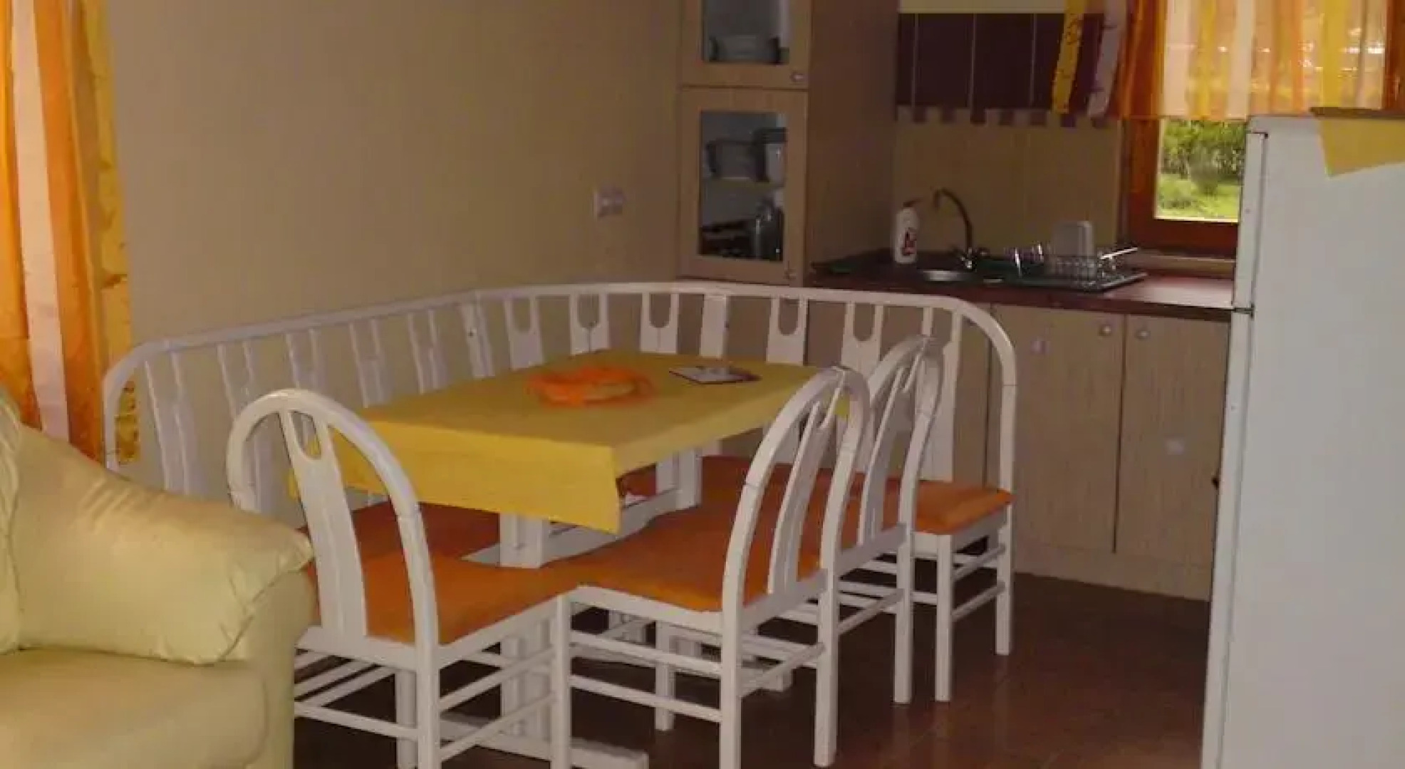 Strand közeli faház Balatonmáriafürdő