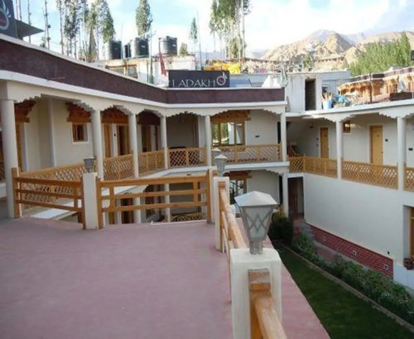 Hotel Ladakh Inn