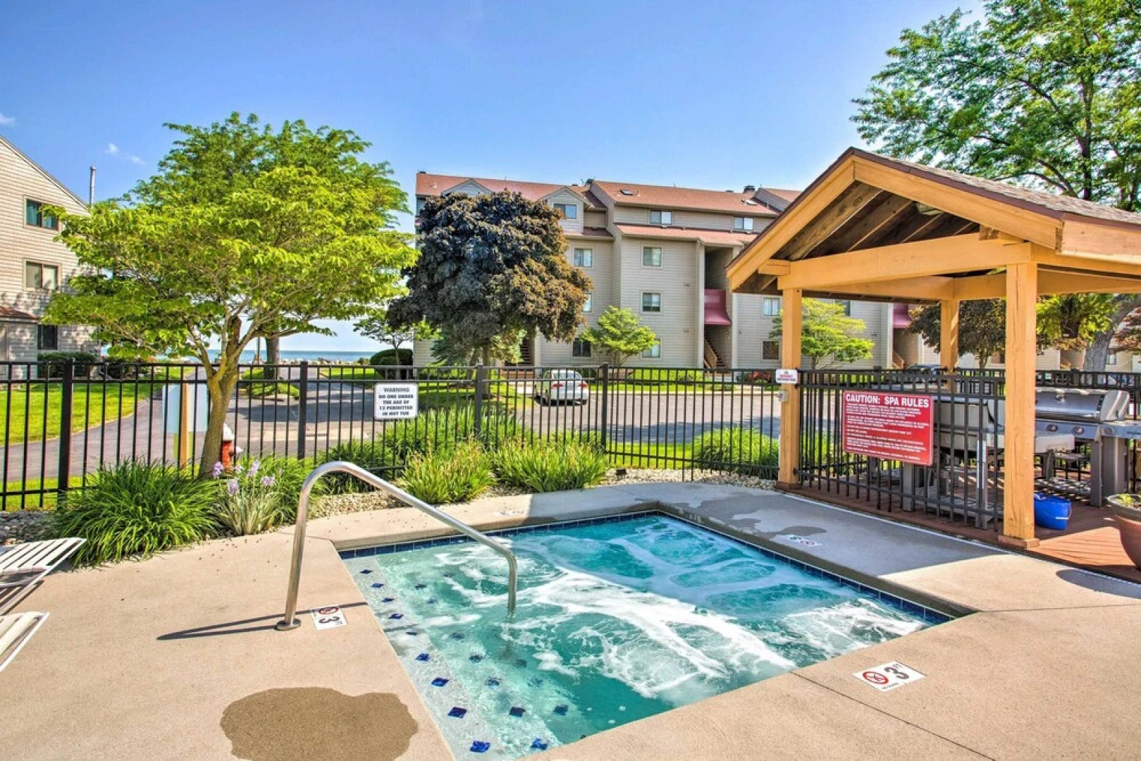 Port Clinton Condo w/ Balcony + Water Views!