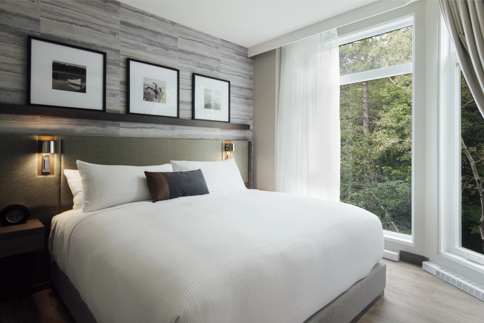 Entourage sur-le-Lac