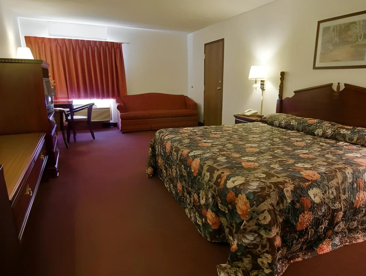 Voyageur Inn and Conference Center