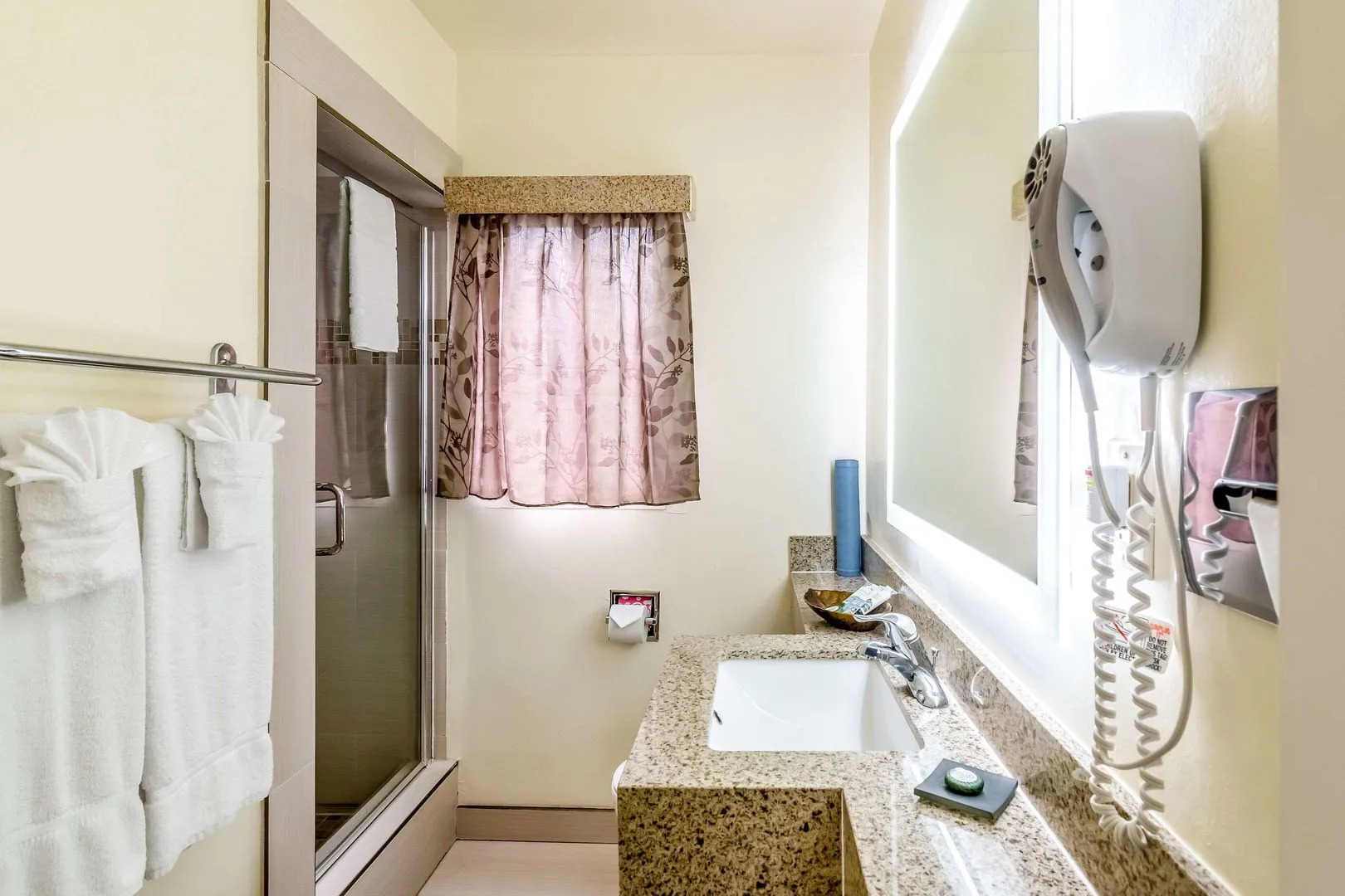 Inn at 50 at Long Beach Convention Center