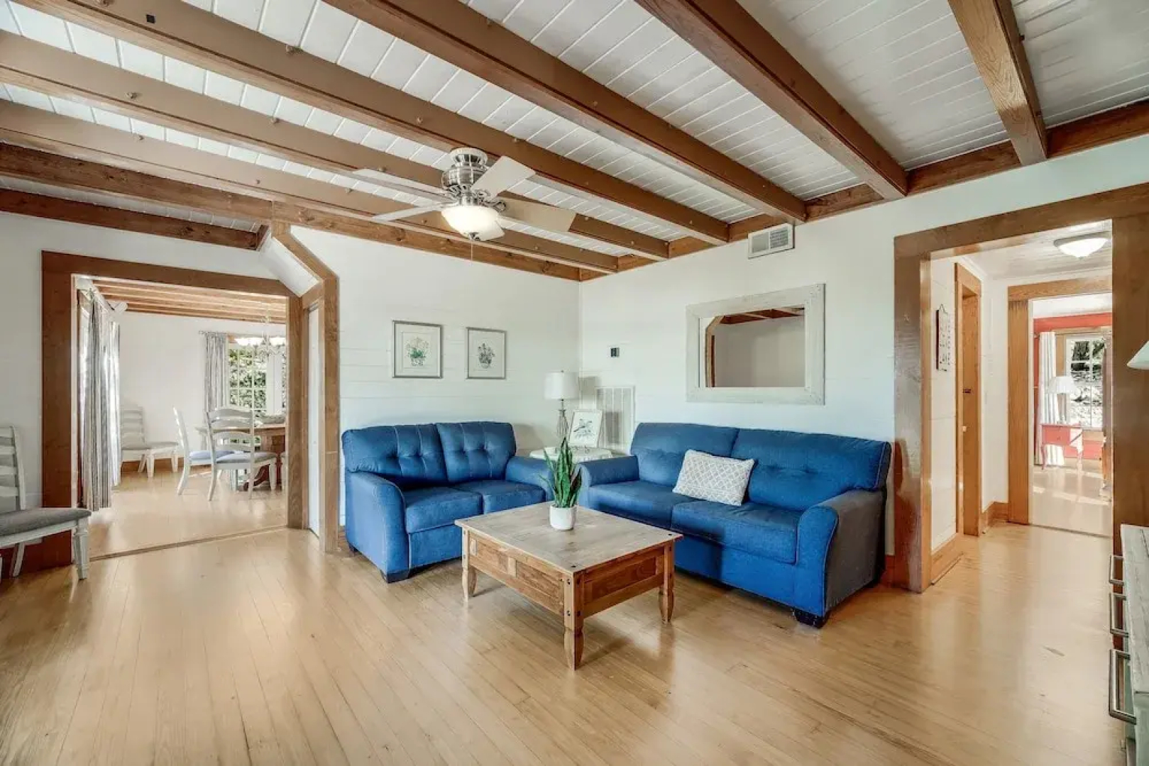 Lake Travis Waterfront Retreat