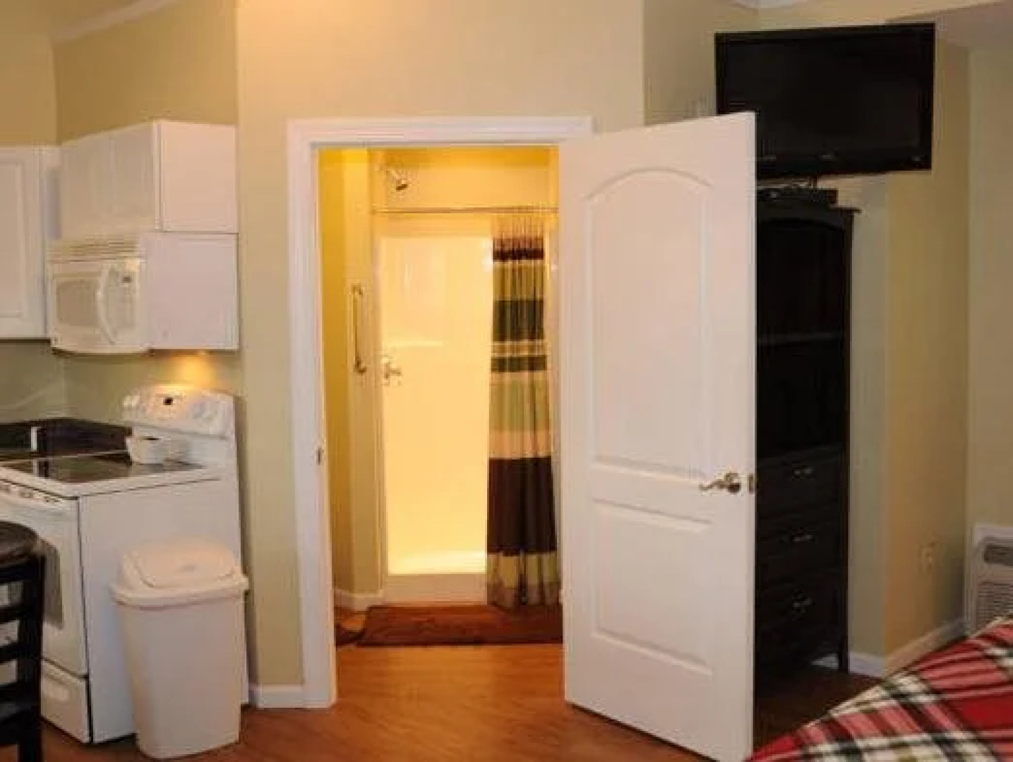 Acorn Hill Lodge and Spa