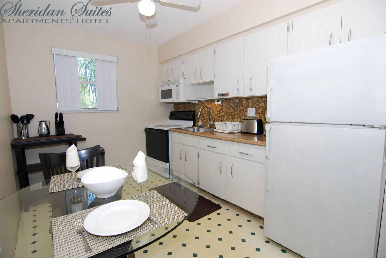 Sheridan Suites Apartments Hotel