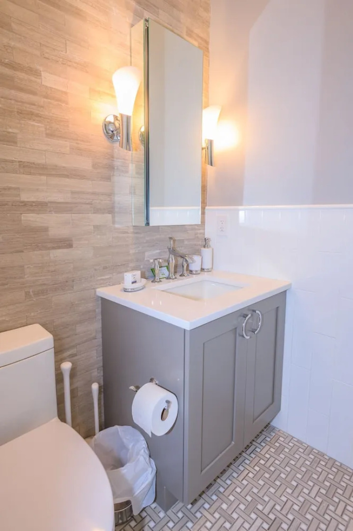 Deedee'S Downtown Hoboken