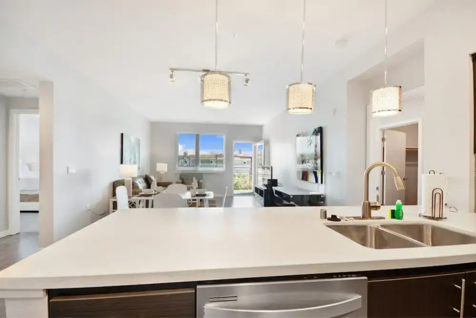 Global Luxury Suites in Menlo Park