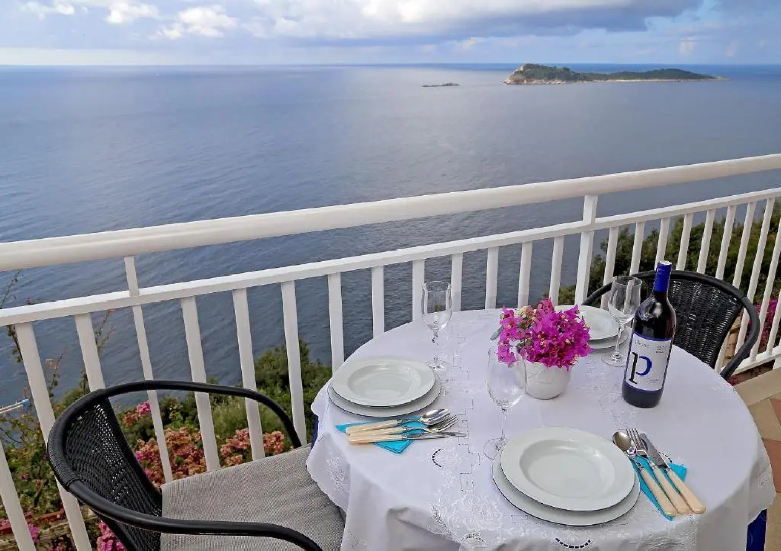 Apartments Bugenvila