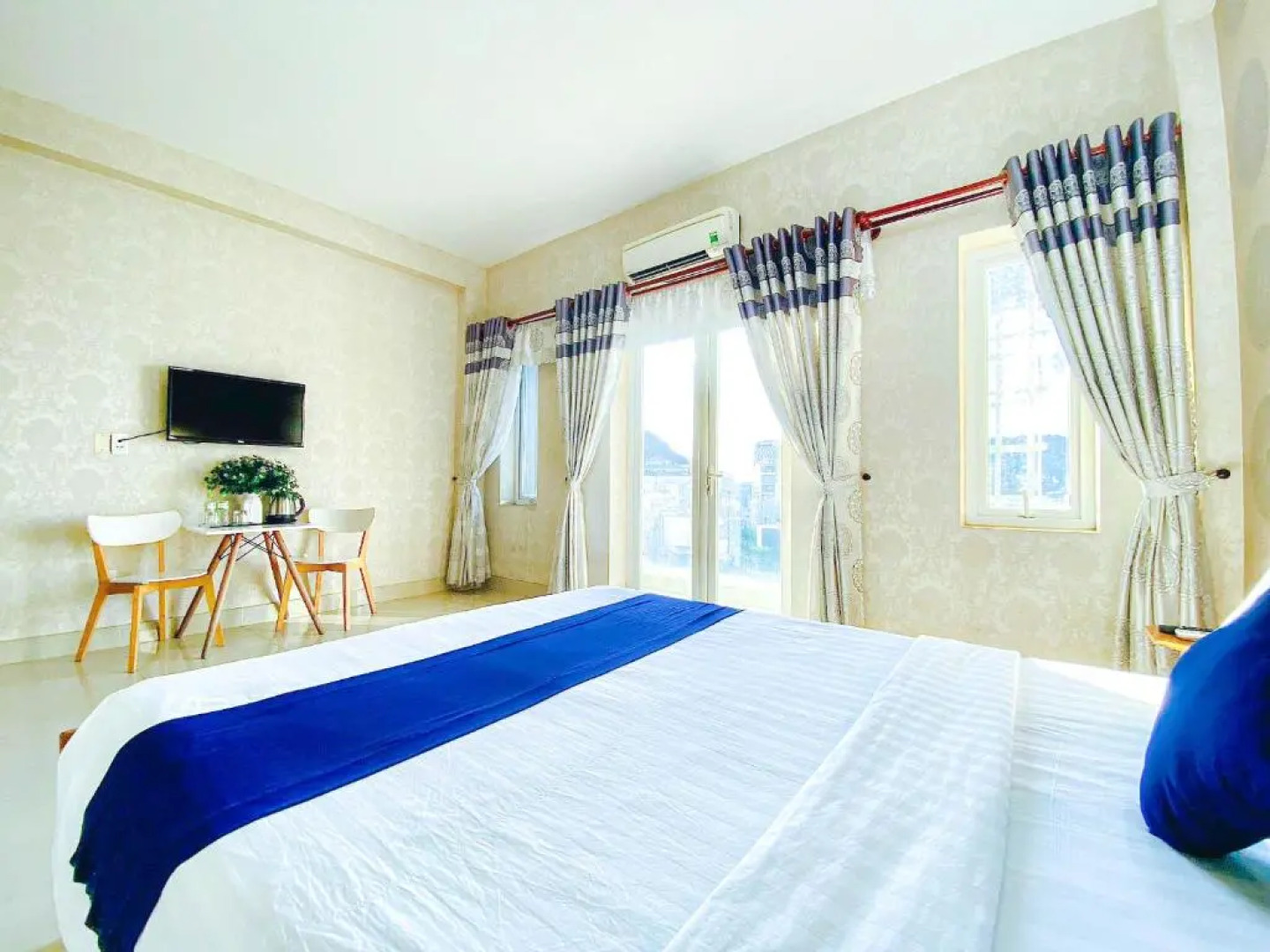 Joi Hospitality - Anthony