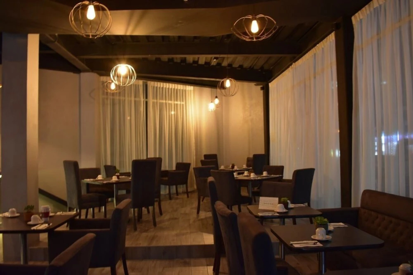 ESDUMA HK Hotel Pachuca