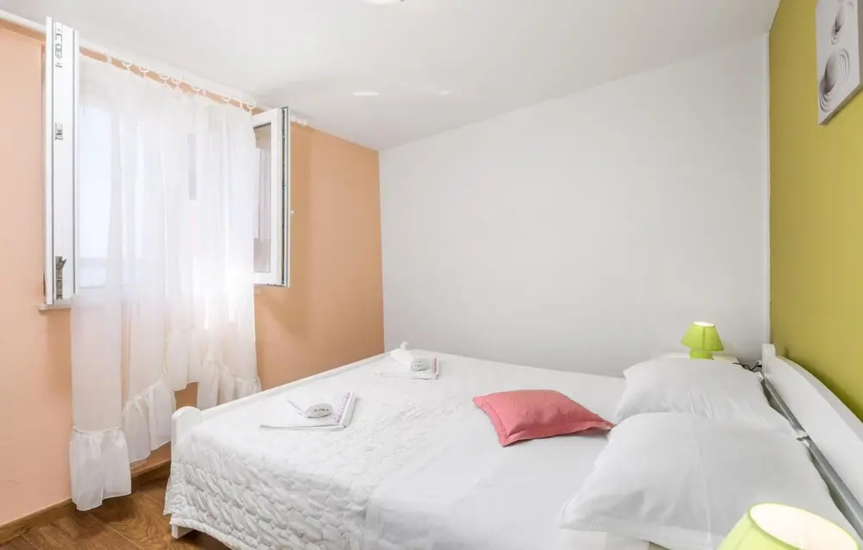 Nice Home in Zubovici With Wifi and 2 Bedrooms