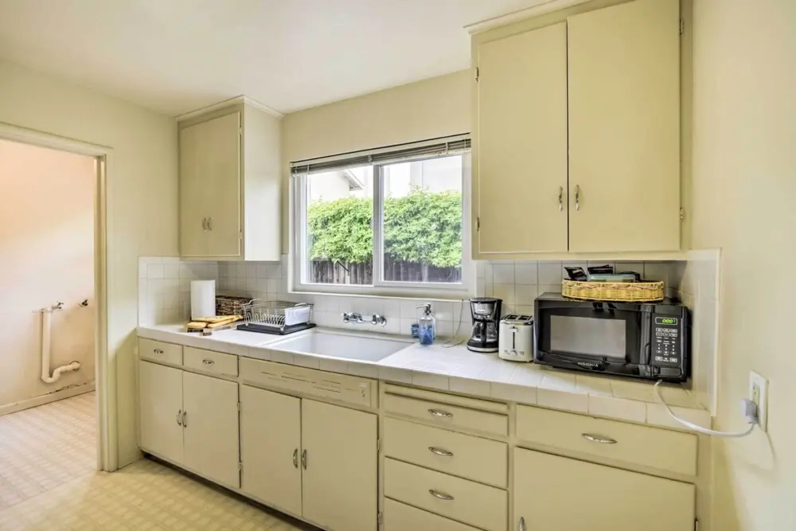 Cozy Mountain View Apt Near Downtown San Jose