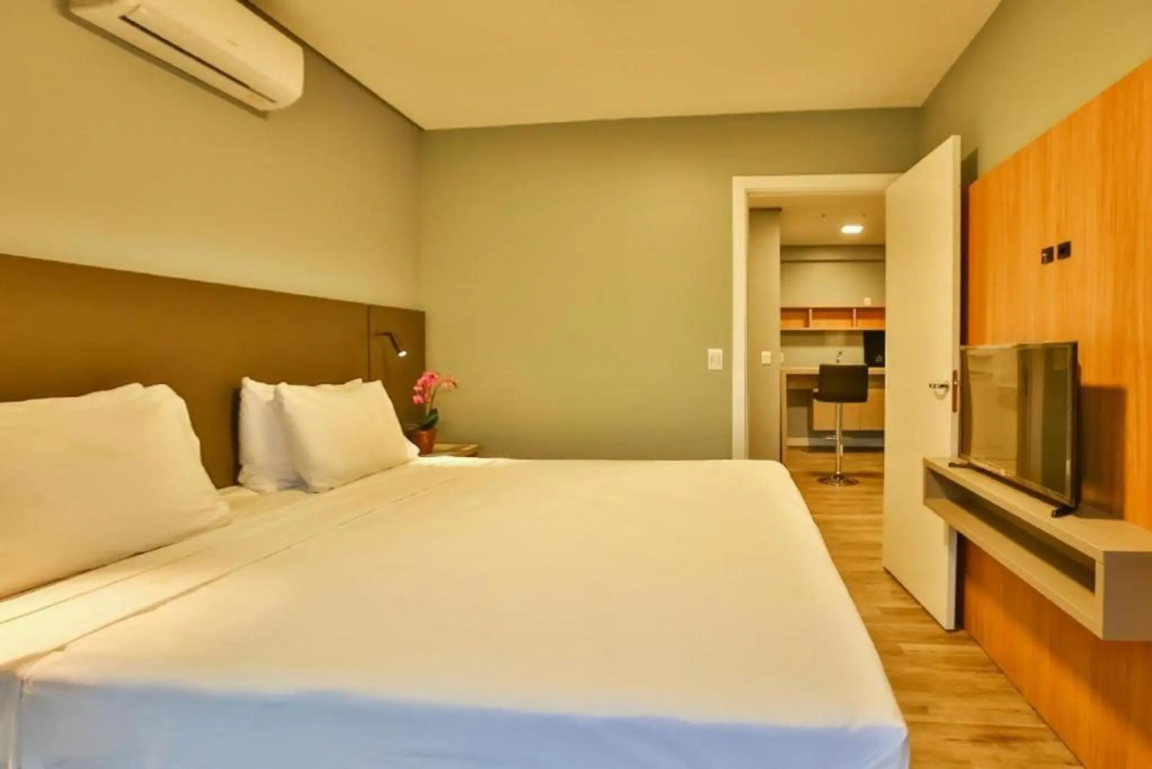 eSuites Ita Resort & Eventos by Atlantica