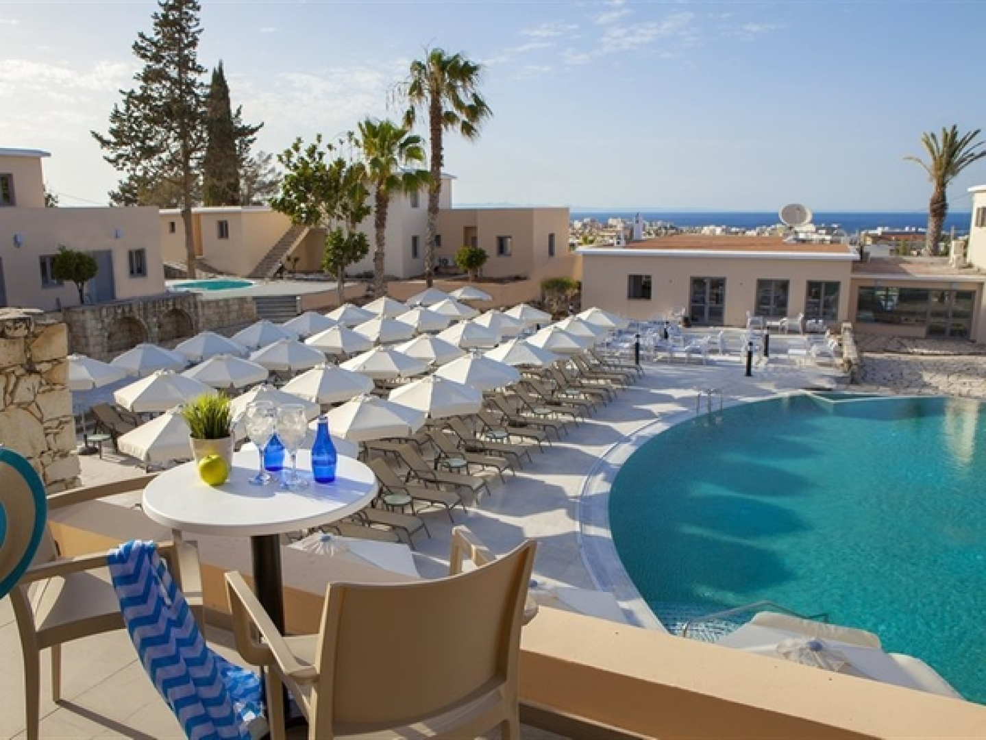 Louis Ayios Elias Village