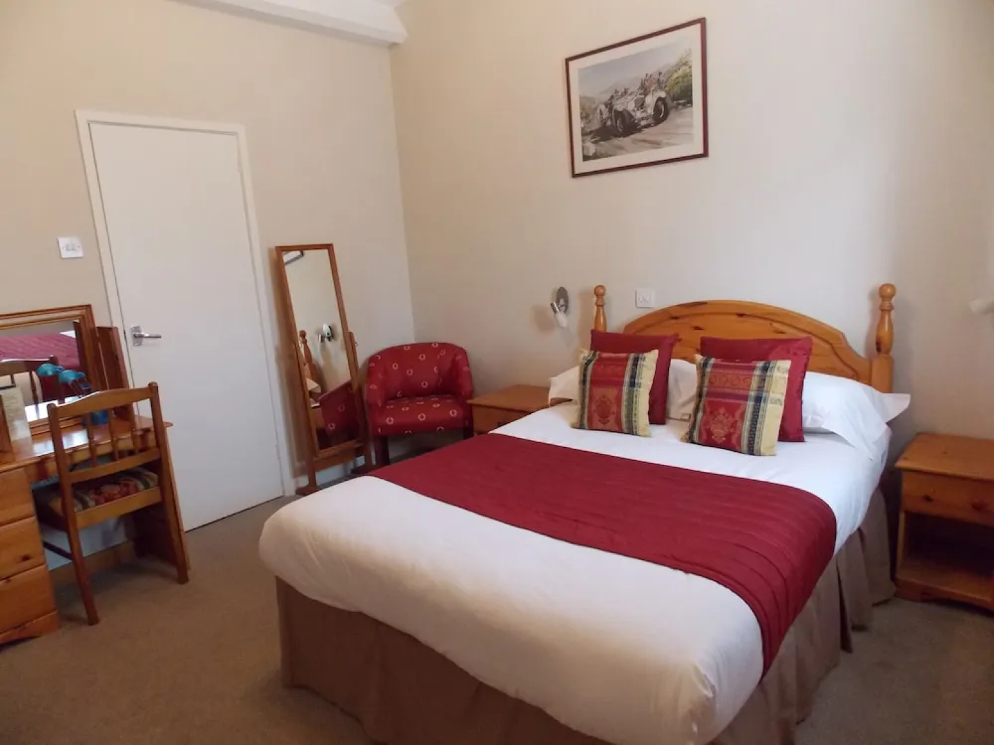 Haseley Coach House Motel