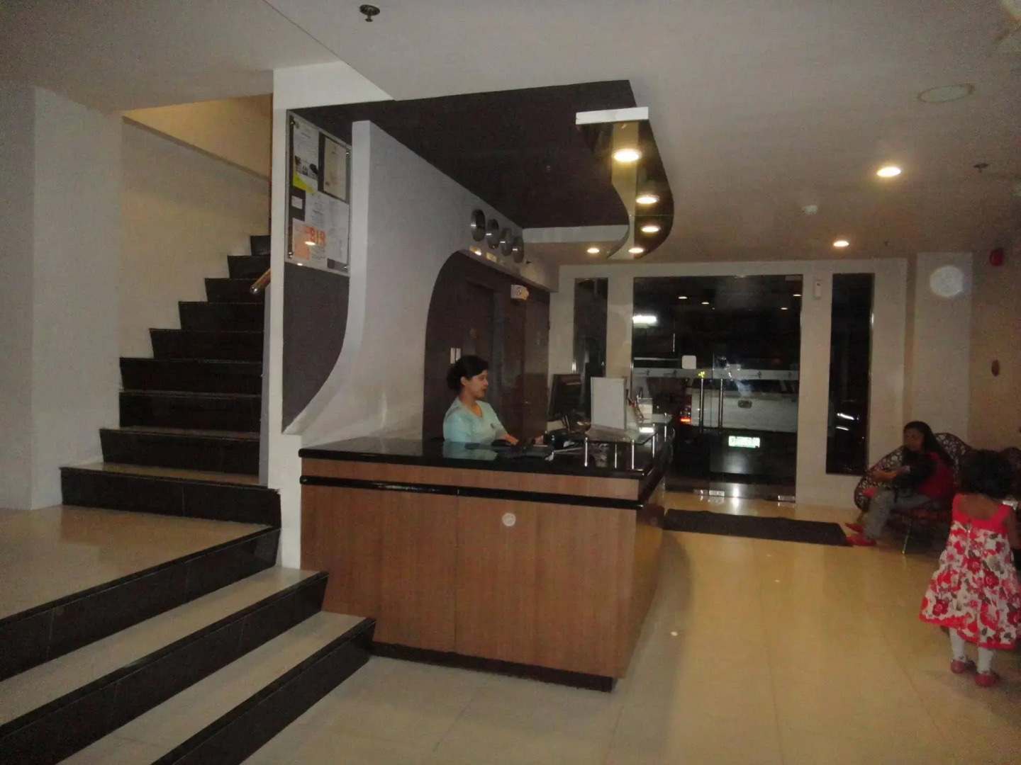 Premiere Citi Suites