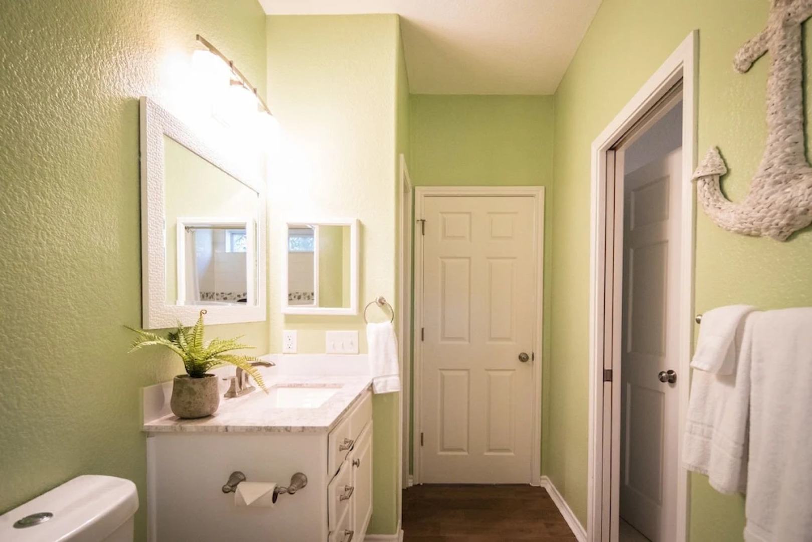 Paradise Pointe 4 Bedrooms 3.5 Bathrooms Home