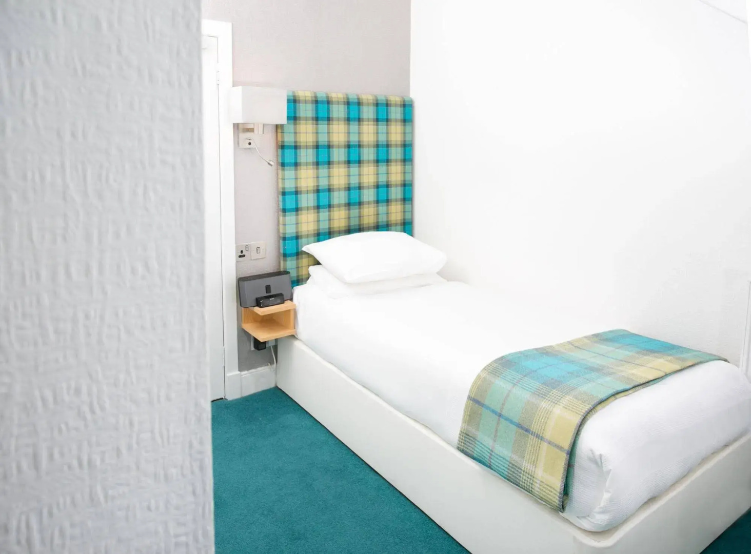 Отель The Clubhouse