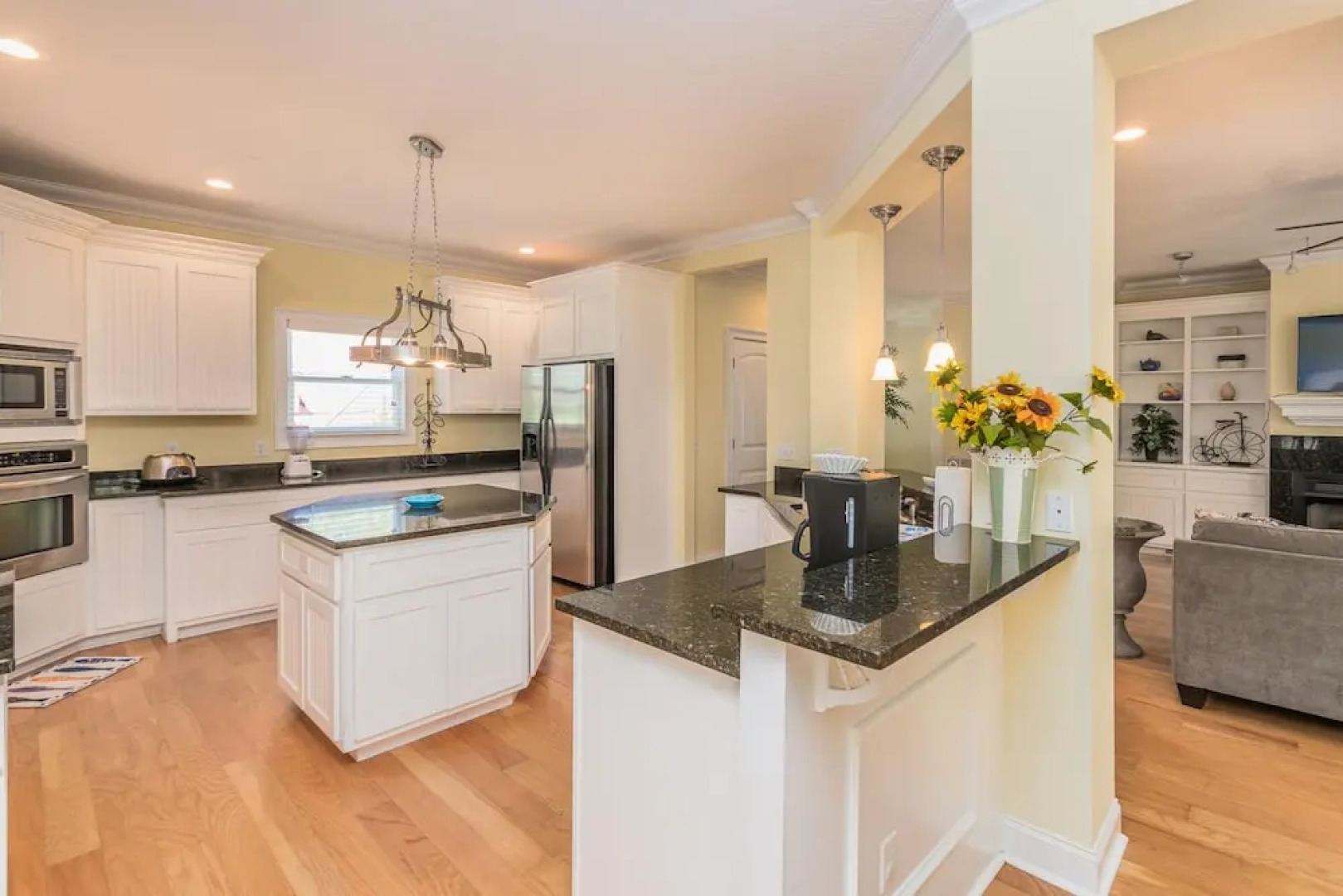 1012 Sherman Avenue by Hodnett Cooper