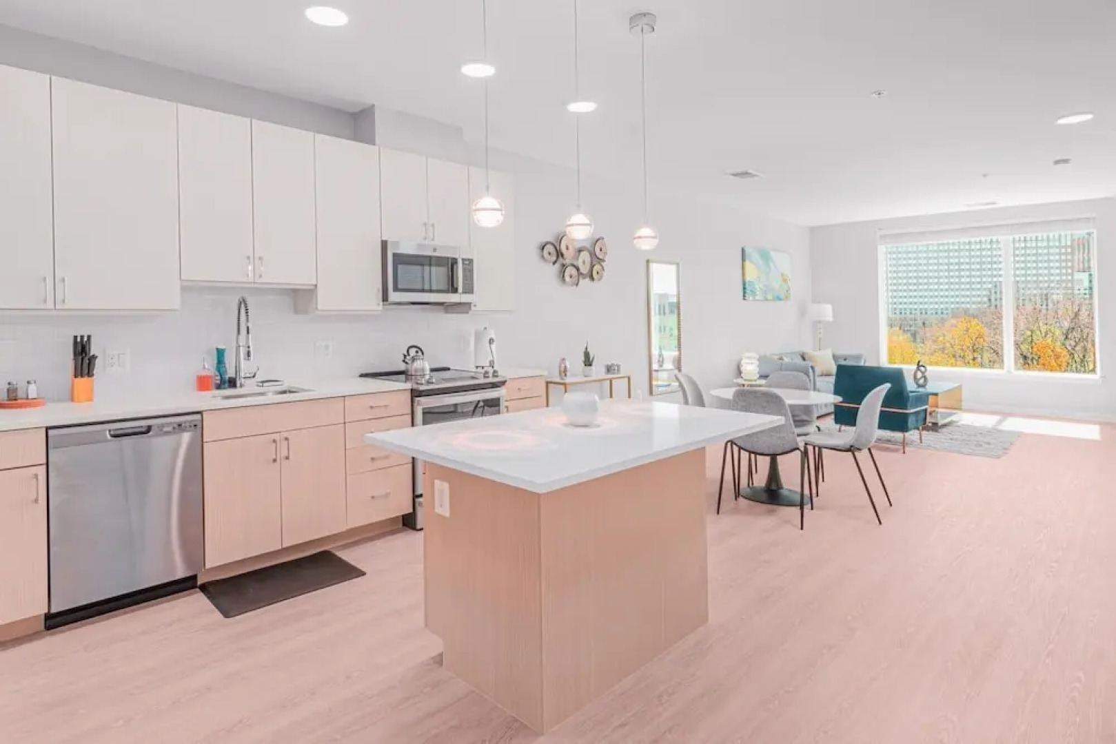 Luxury Living City Views DC