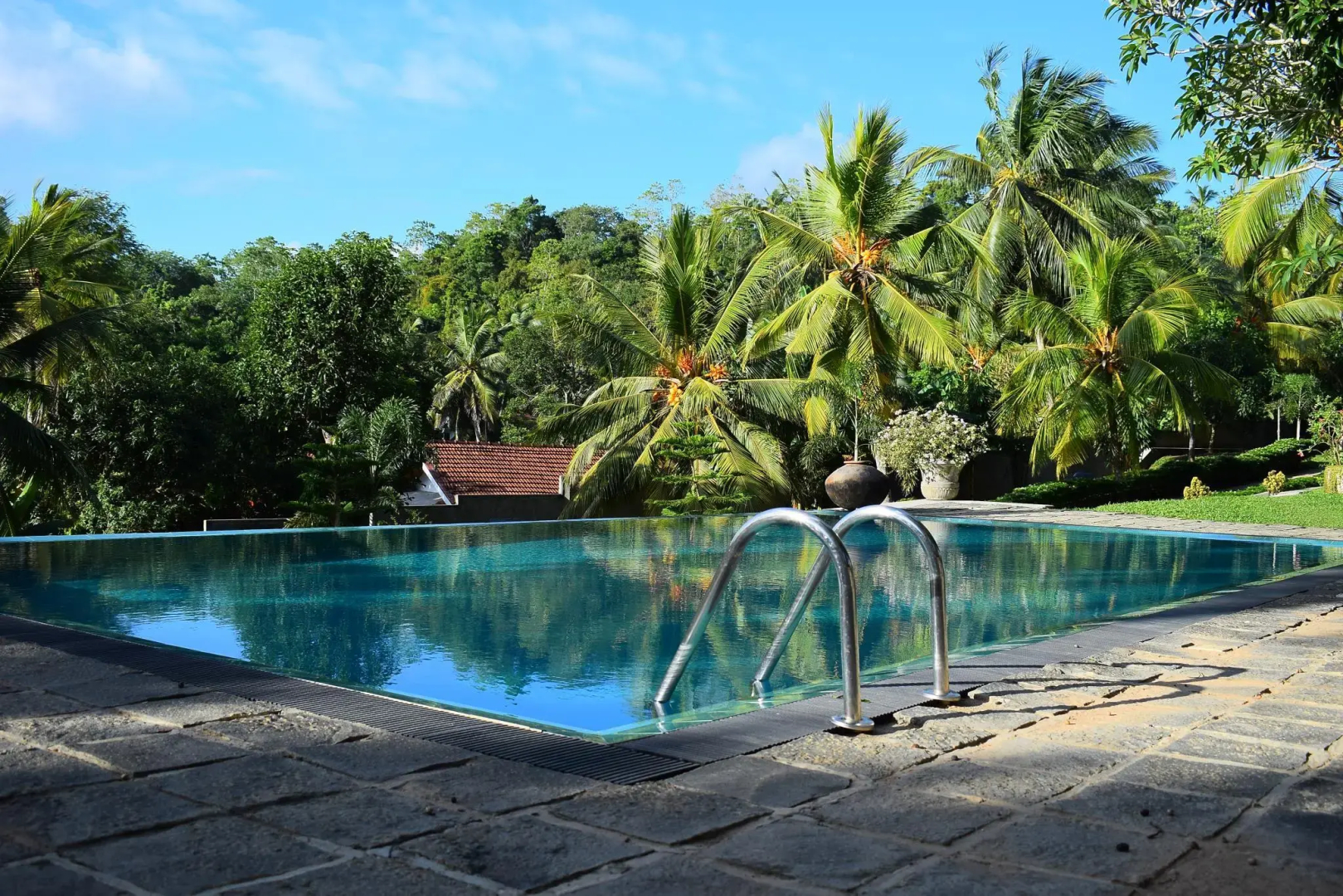 Romaya Villa