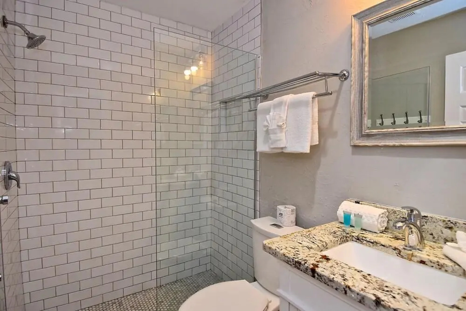 Jamaica Royale by Beachside Management