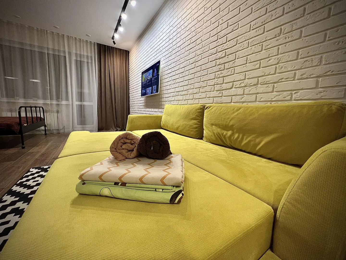 Rental Family Rooms (Рентал Фэмили) на проспекте Труда