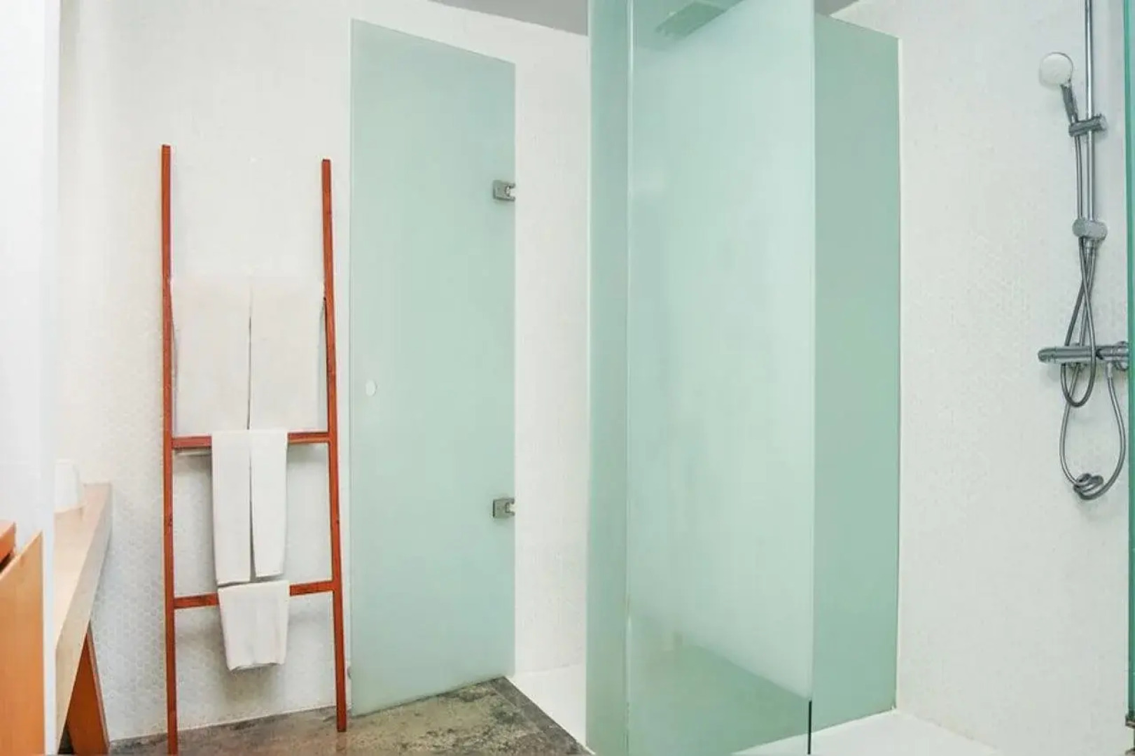 Cross Paasha Bali Seminyak