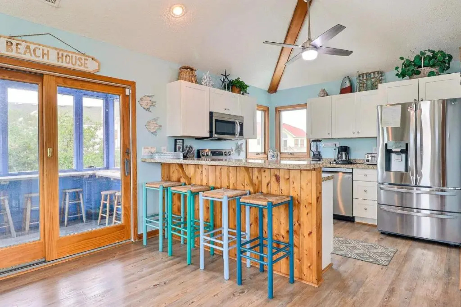 1359 Happy Ours 3 Min Walk to Beach