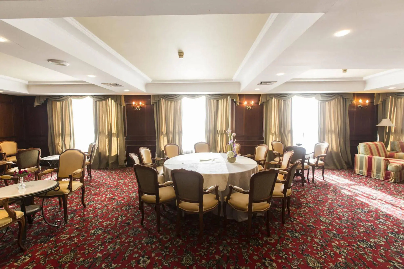 Nazareth Plaza Hotel