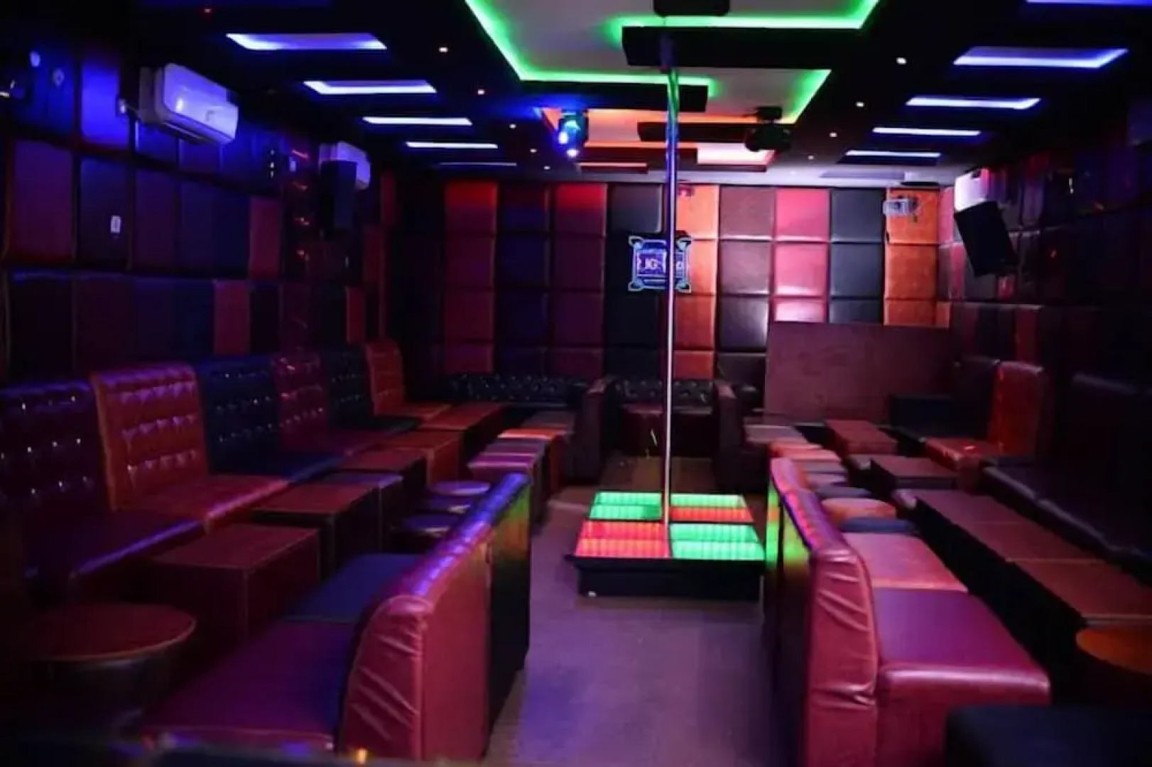 Maxbe Continental Hotel