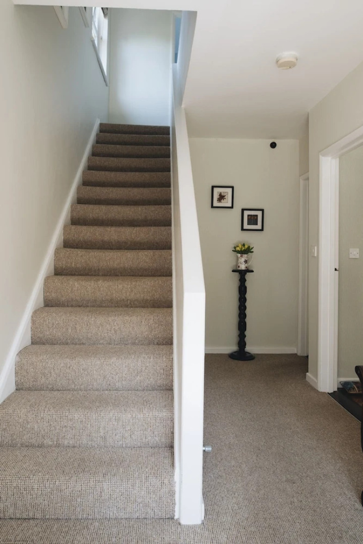 Portrush - Hope Cottage - sleeps 5 guests  in 3 bedrooms