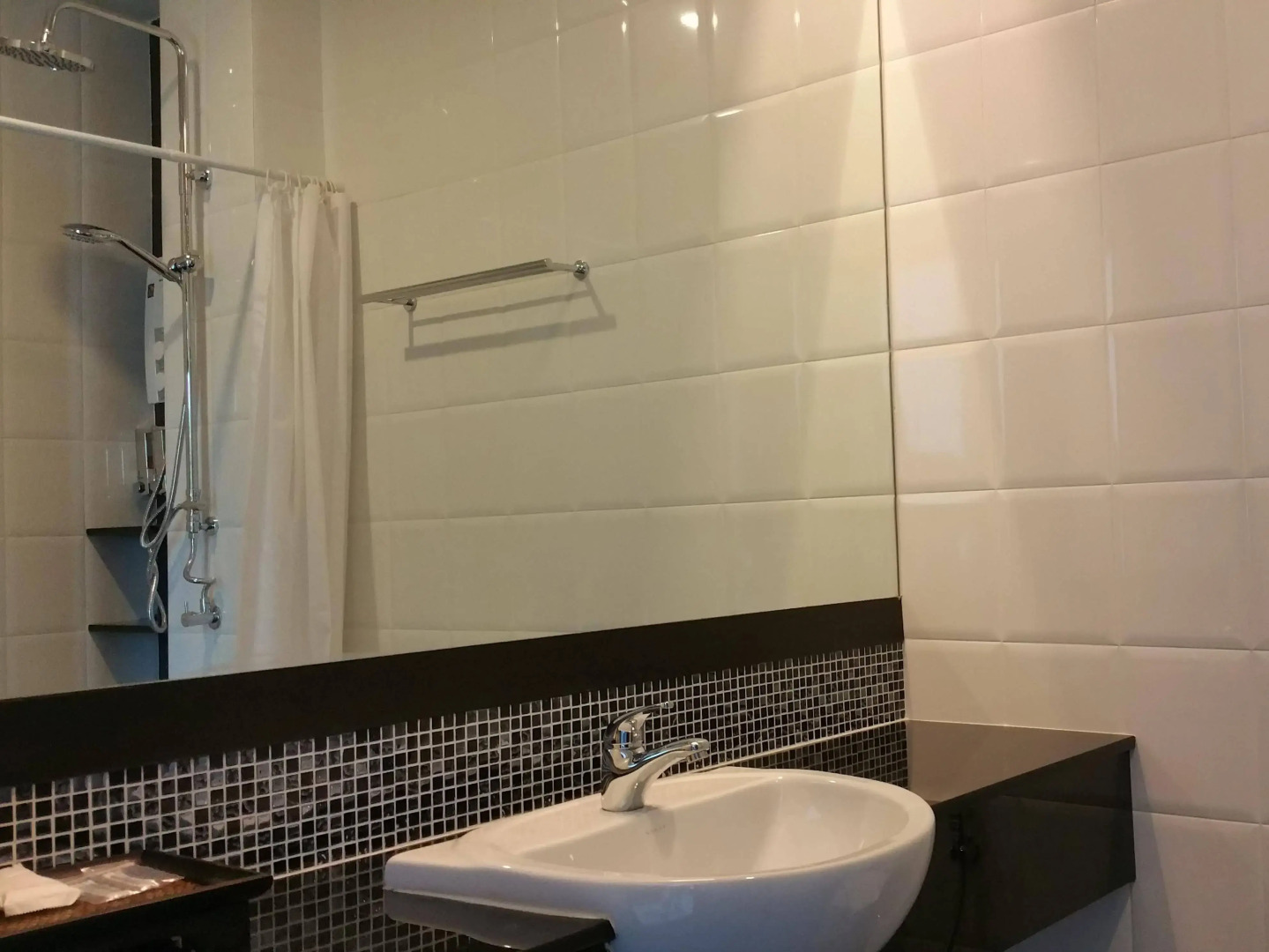 Phuket Airport Place