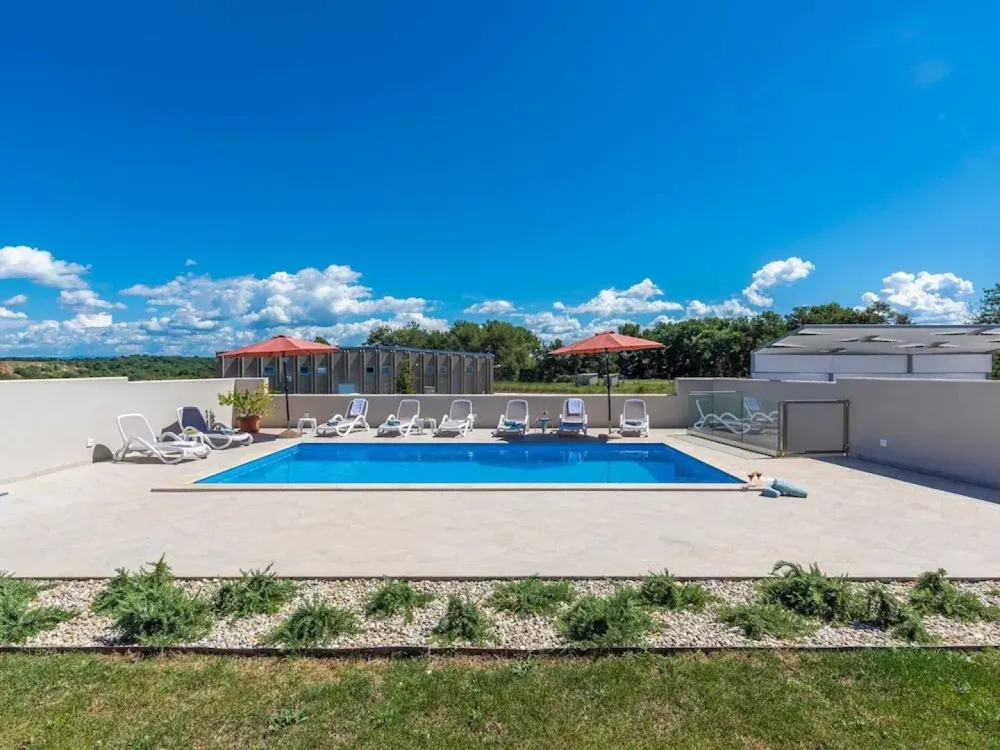 Villa in Novigrad With Private Pool