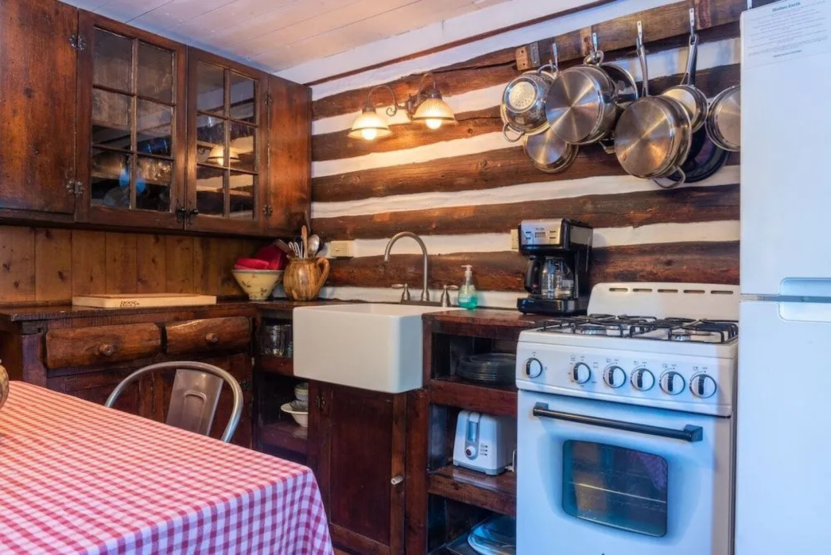 Pioneer Guest Cabins