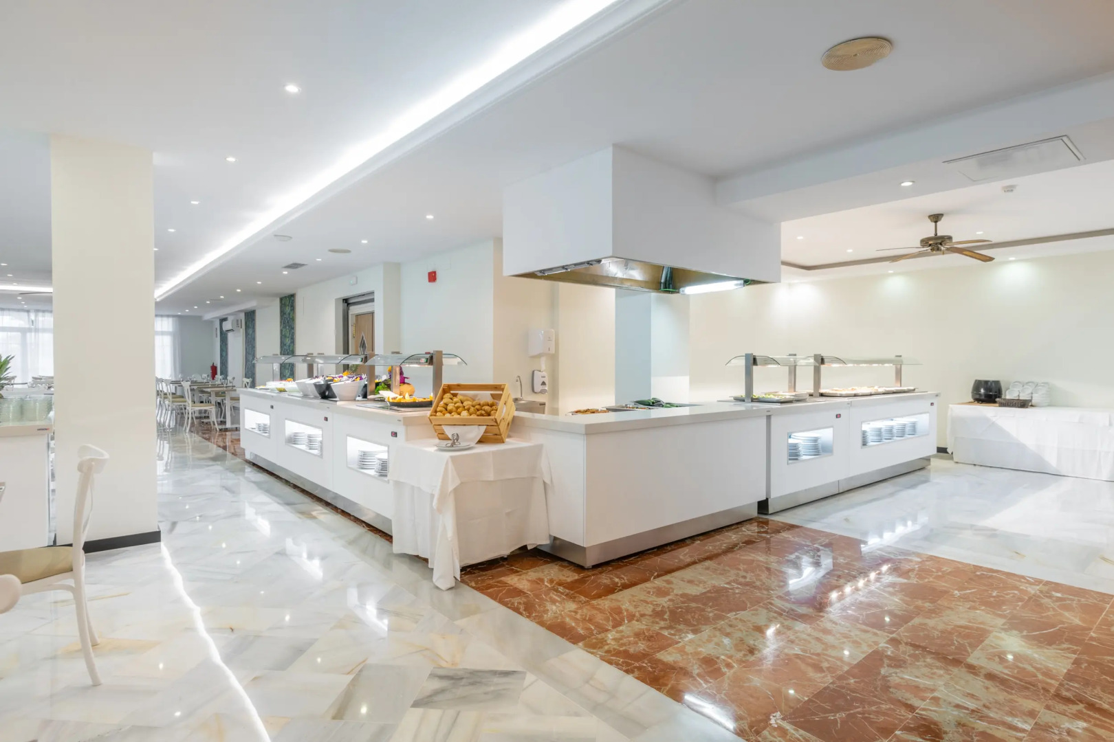 Nerja Club by Dorobe Hotels