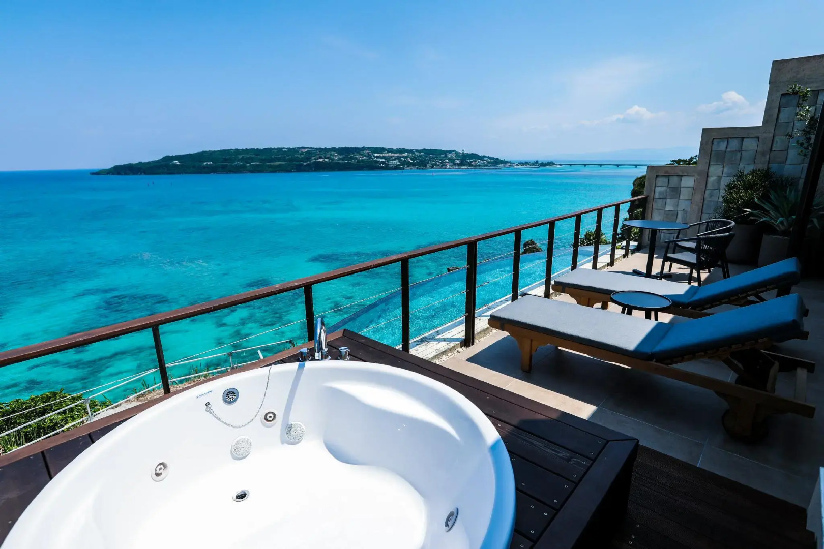 Kayatsuma Okinawa Hotel & Resort