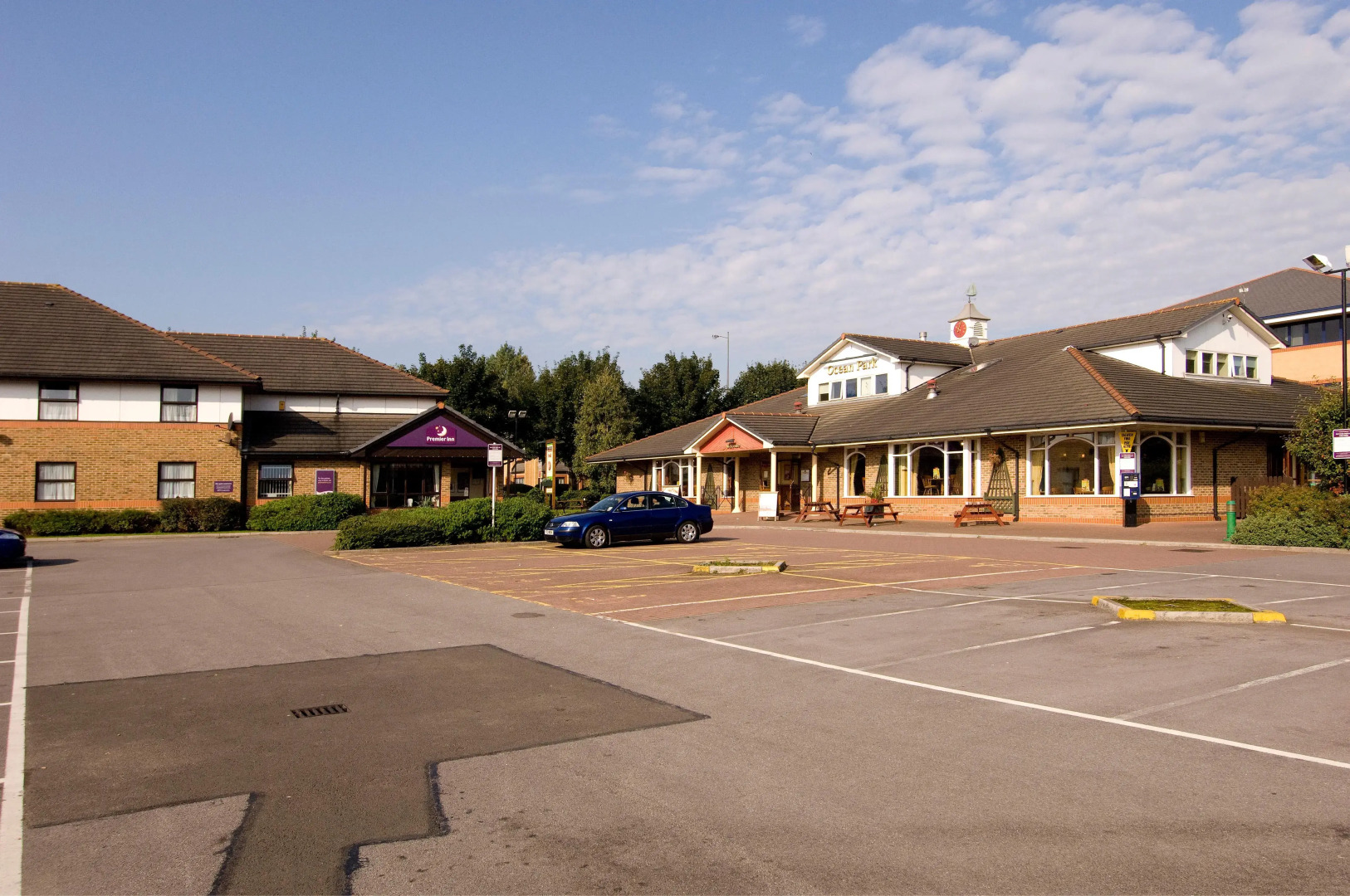 Premier Inn Cardiff City South