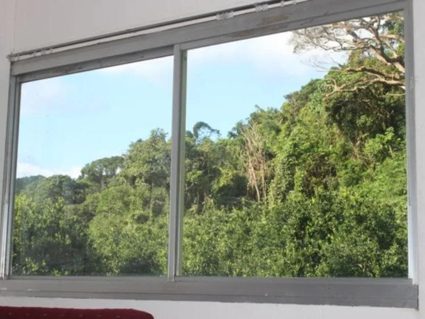 Saboten Smile Guest House