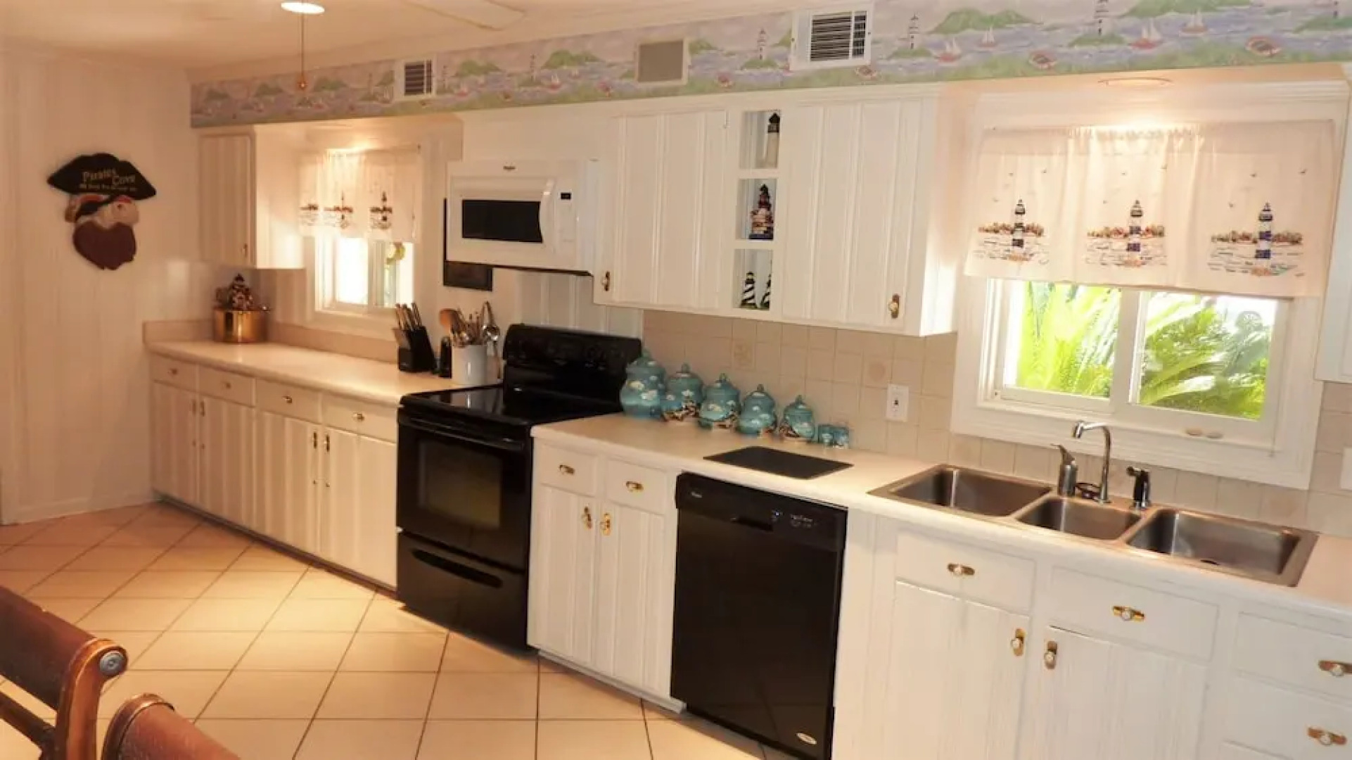 Blackbeards Hideaway by Jekyll Realty