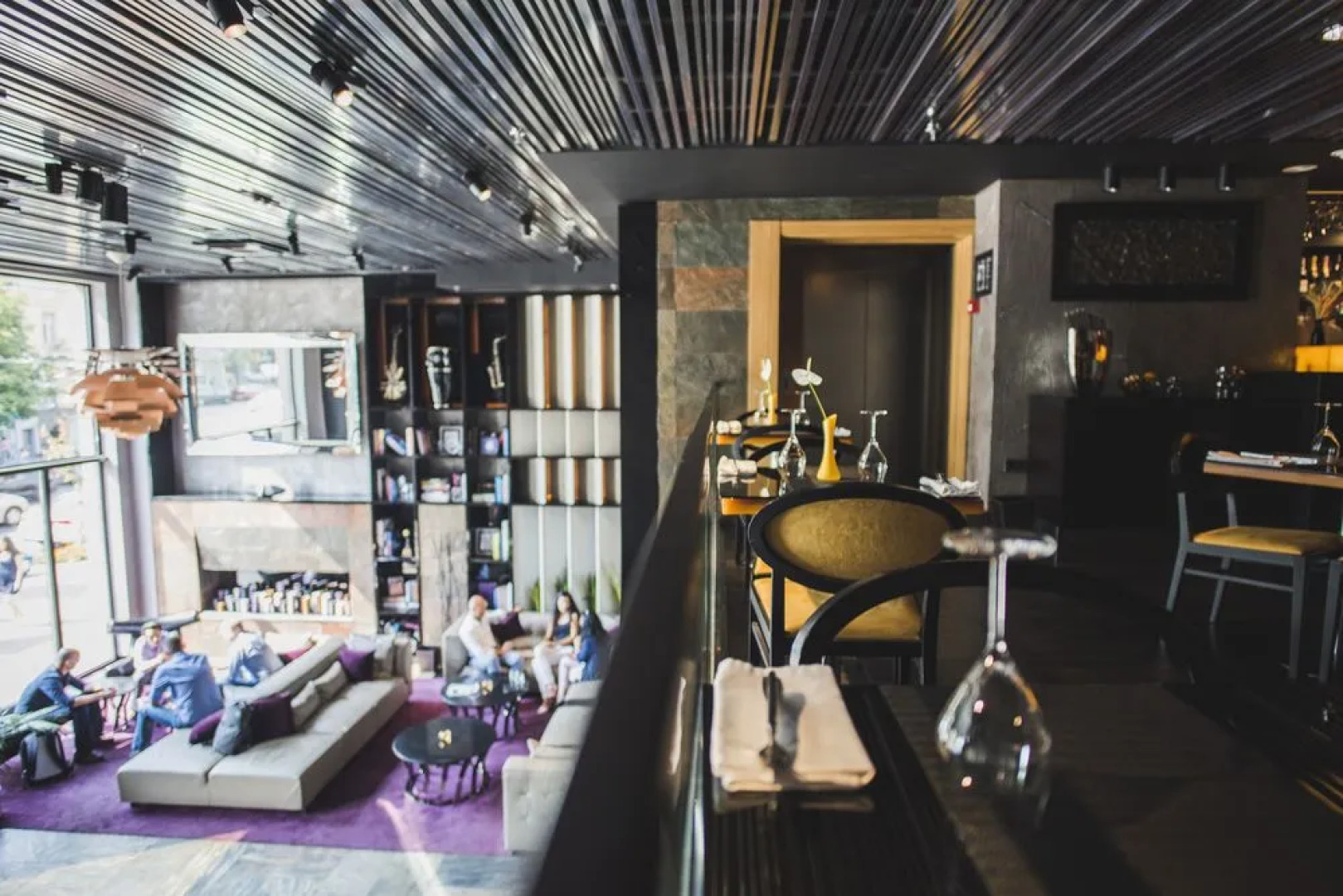 Дизайн-отель 11 Mirrors