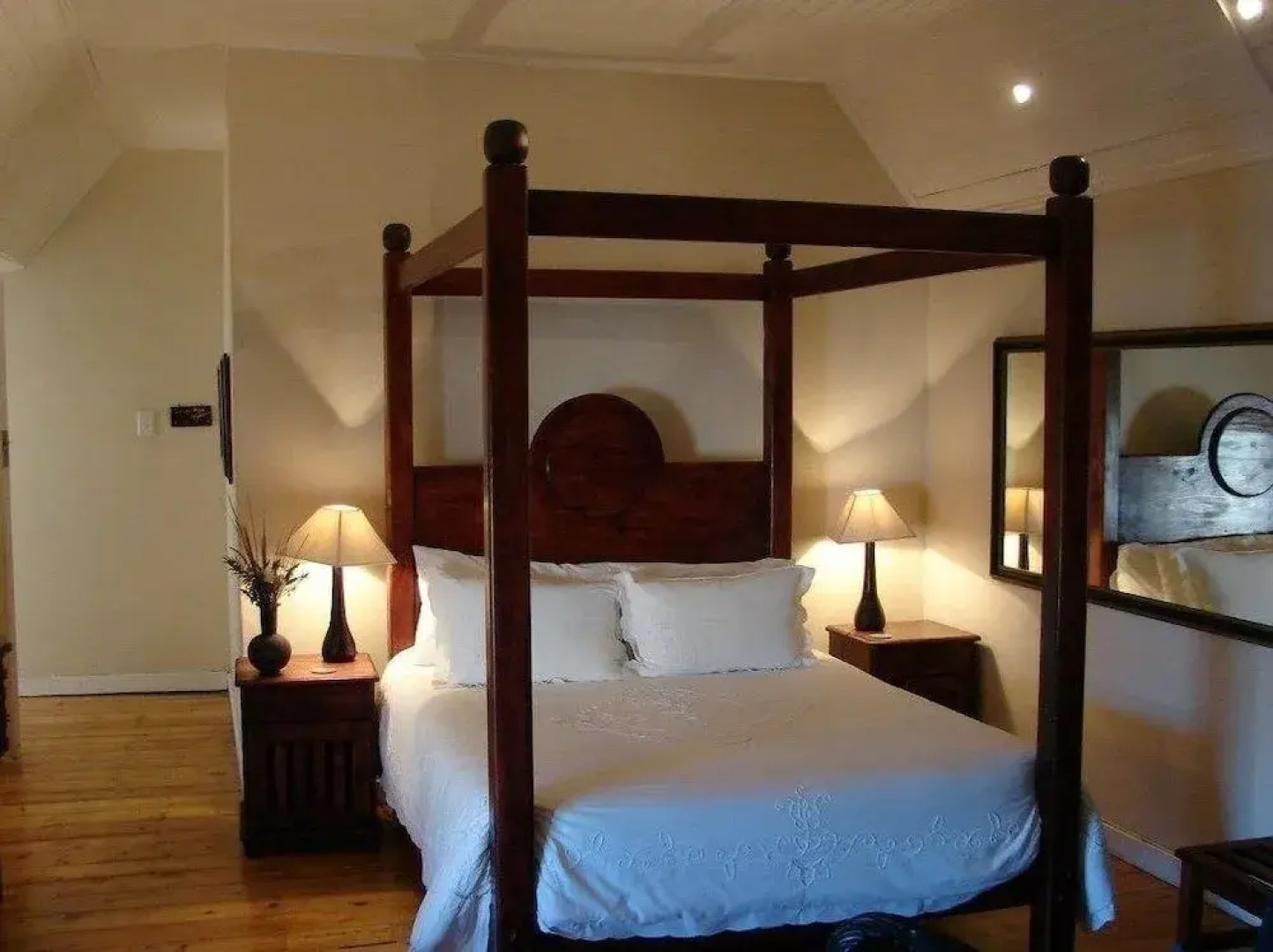 Shady Pines Guest House