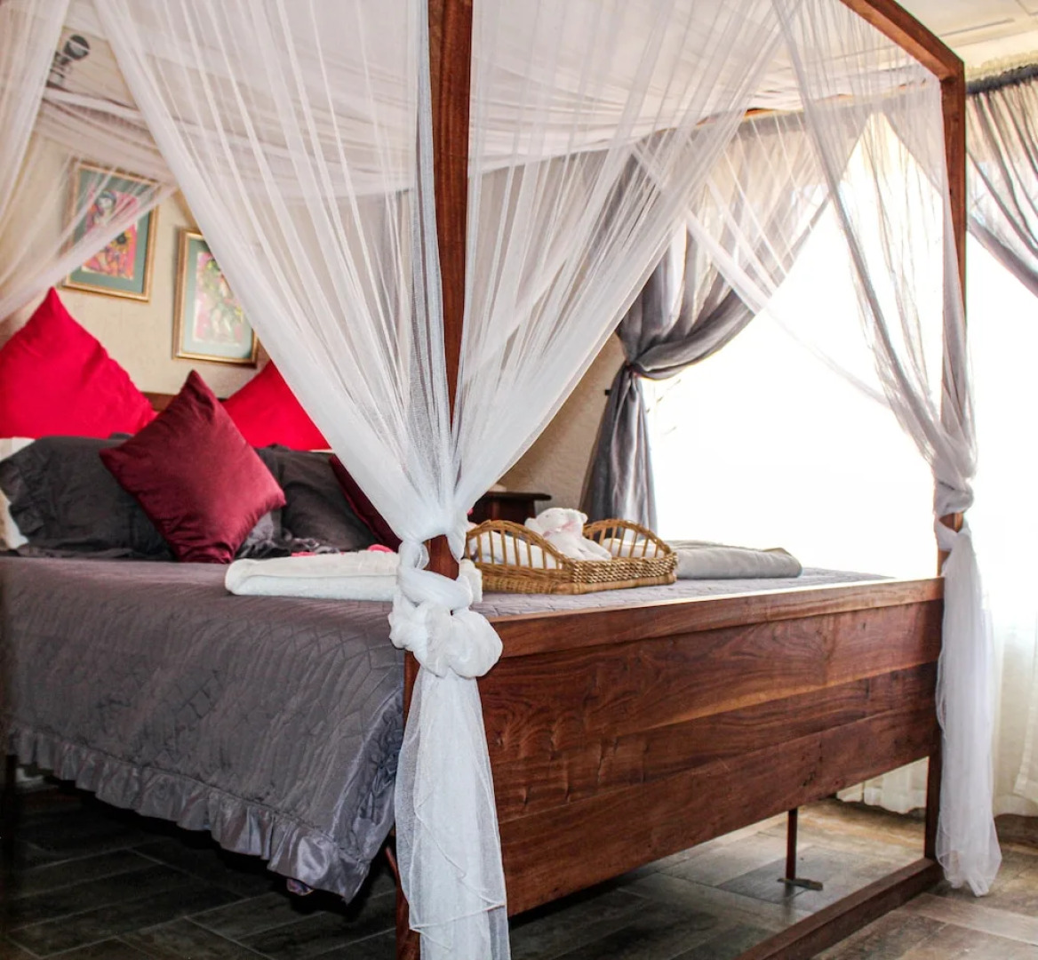 Ann's Lodge & Camping