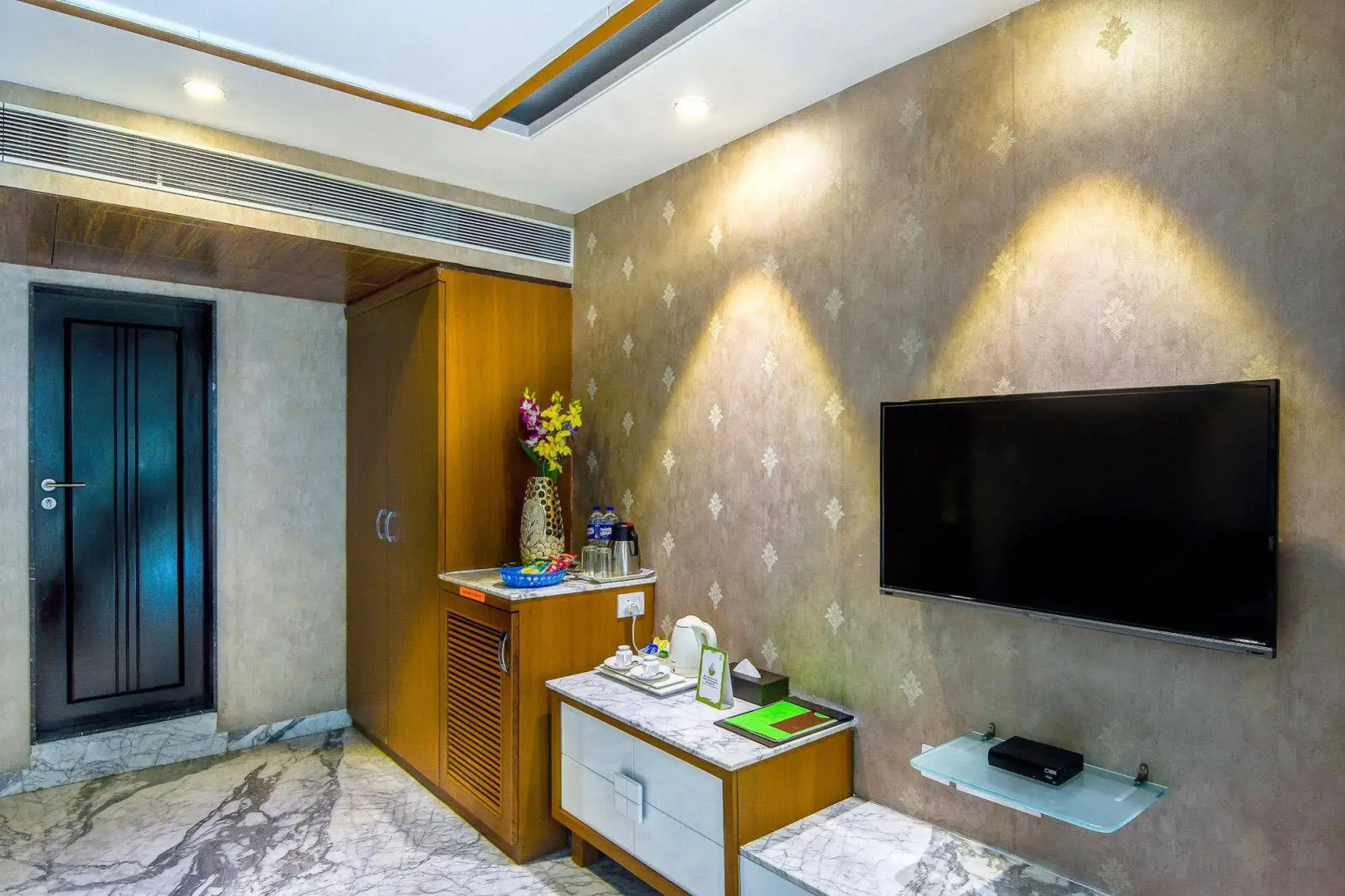 Treebo Sapphire Star